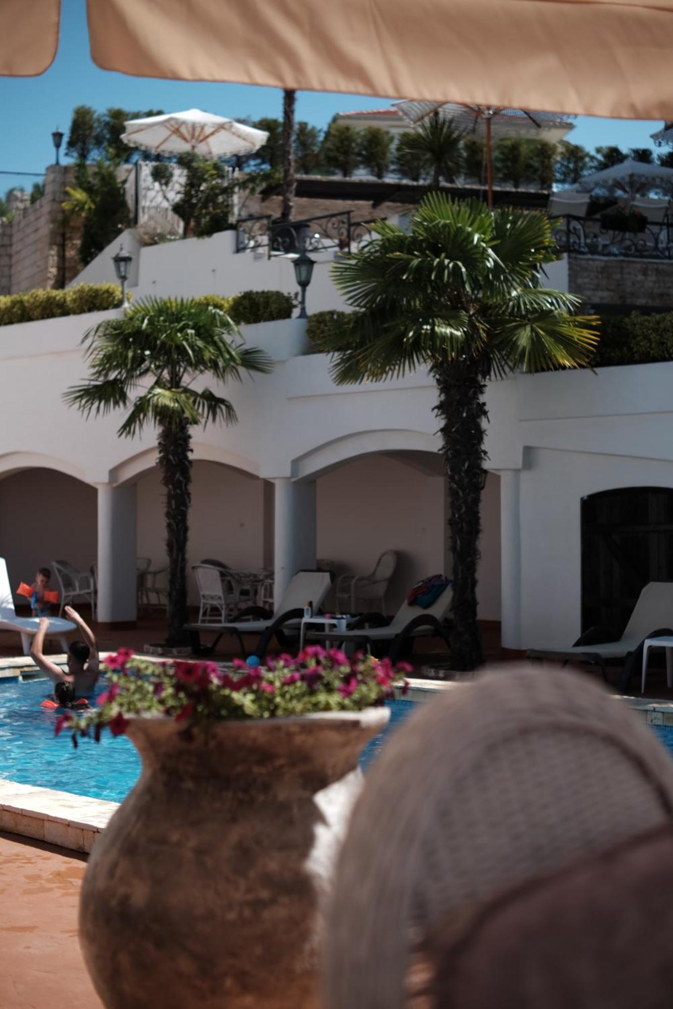Hotel Kleopatra Ulcinj Exterior photo